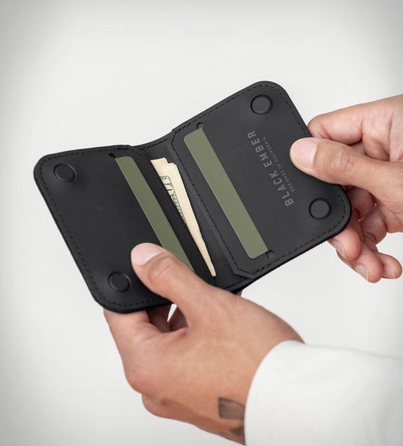 black-ember-magnetic-essentials-11.jpg | Image