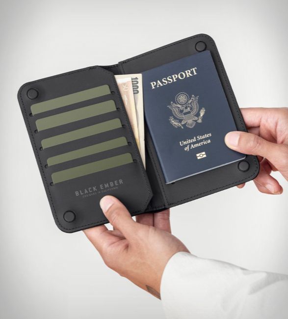 black-ember-magnetic-essentials-3.jpg | Image