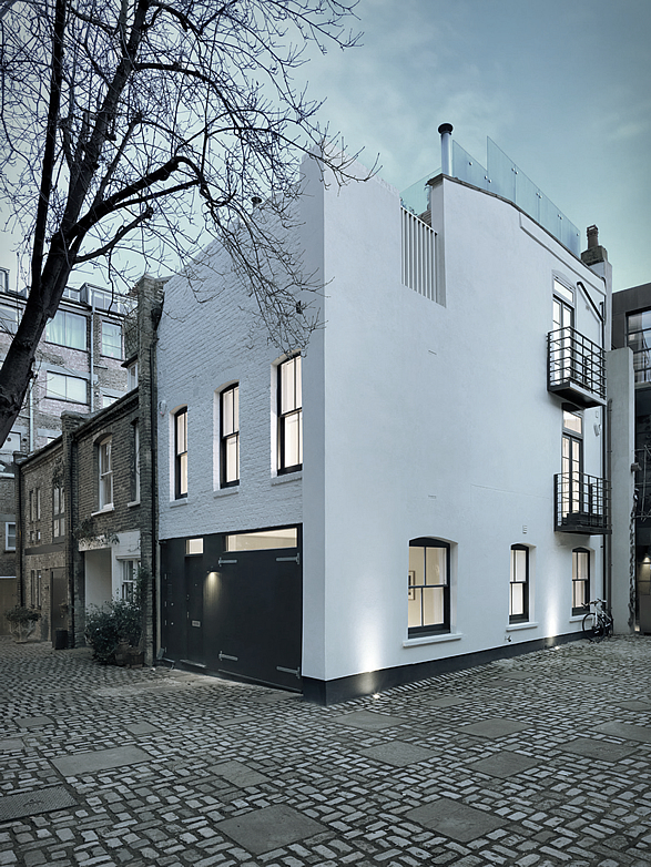 black-white-mews-12.jpg
