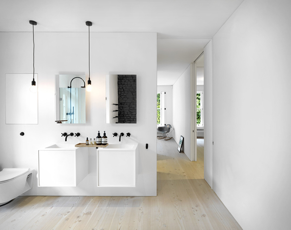 black-white-mews-9.jpg