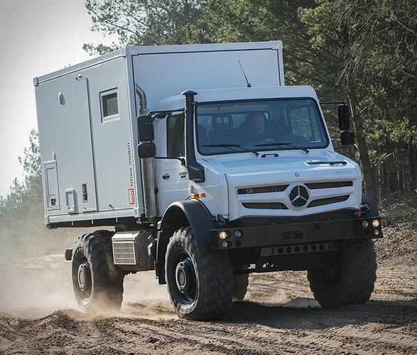 bliss-mobil-expedition-vehicle-6.jpg
