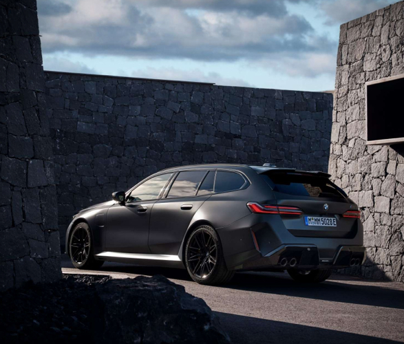 bmw-m5-touring-8.jpg