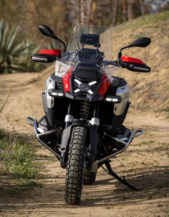bmw-r-1300-gs-adventure-8.jpeg