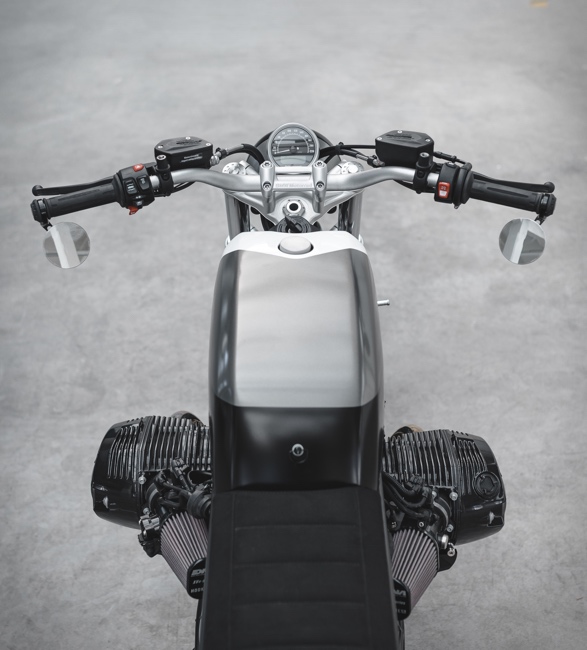 bmw-r-ninet-grey-chameleon-2a.jpg | Image
