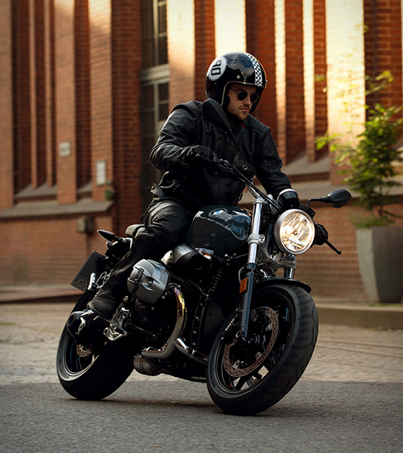 bmw-r-ninet-pure-8.jpg