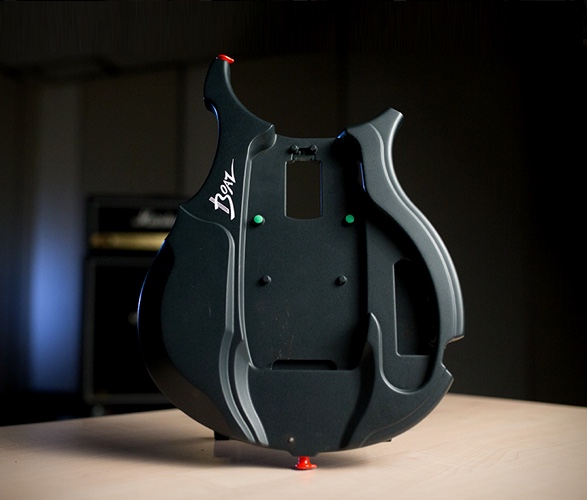 boaz-one-modular-guitar-2.jpg | Image
