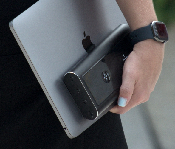 bold-2-power-bank-3.jpg | Image
