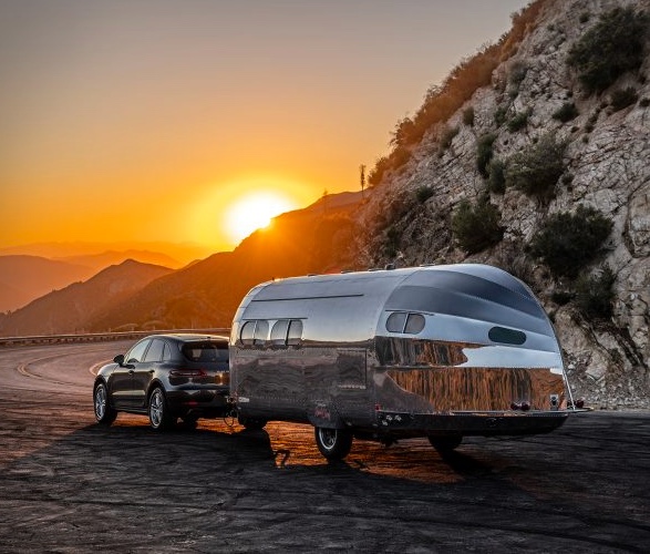 bowlus-road-chief-endless-highways-camper-8.jpg