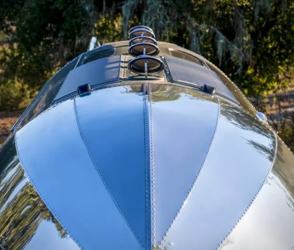 bowlus-volterra-electric-trailer-1a.jpg | Image