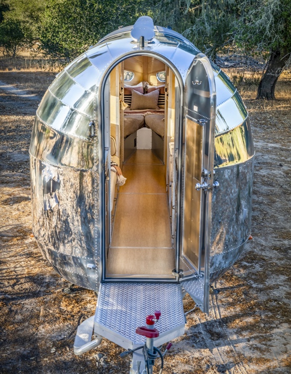 bowlus-volterra-electric-trailer-1b.jpg | Image