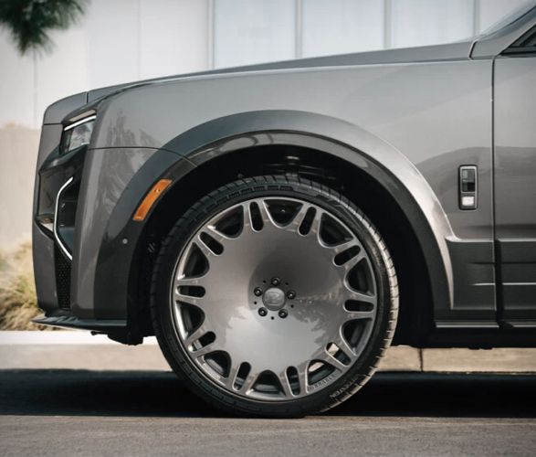 brabus-700-rolls-royce-cullinan-6.jpg
