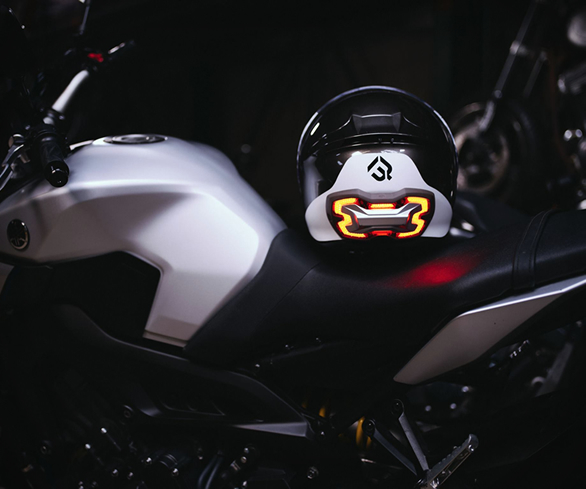 brake-free-helmet-brake-light-2.jpg | Image