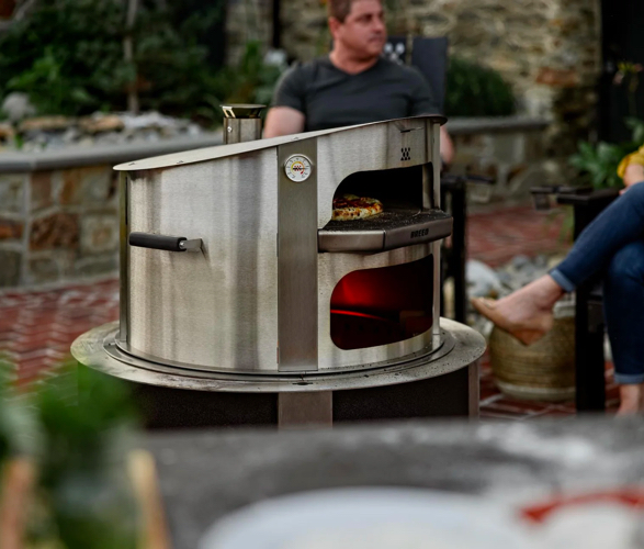 breeo-live-fire-pizza-oven-5.jpg | Image