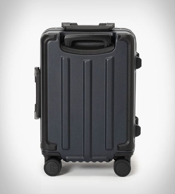 briefing-h-35-hd-plus-carry-on-4.jpg | Image