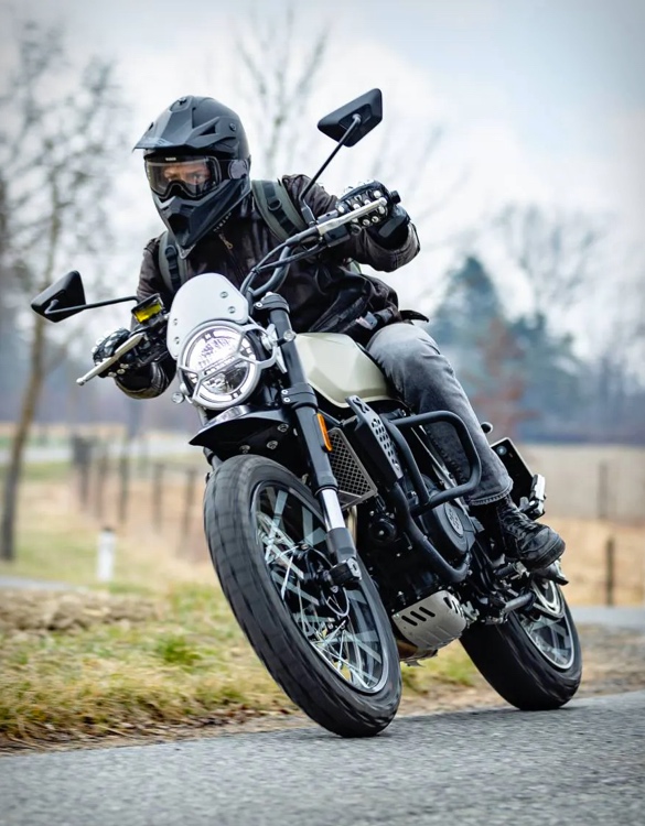 brixton-crossfire-500-xc-12.jpg