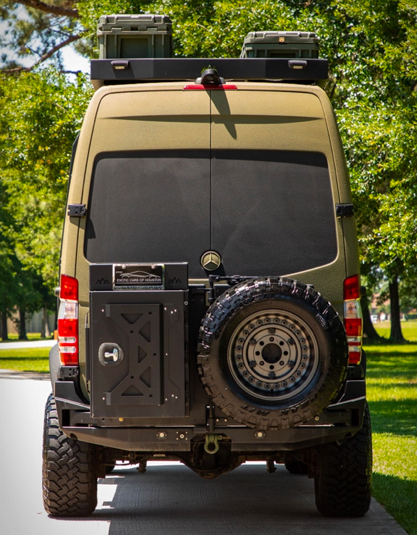 bruce-banner-camper-4.jpg | Image