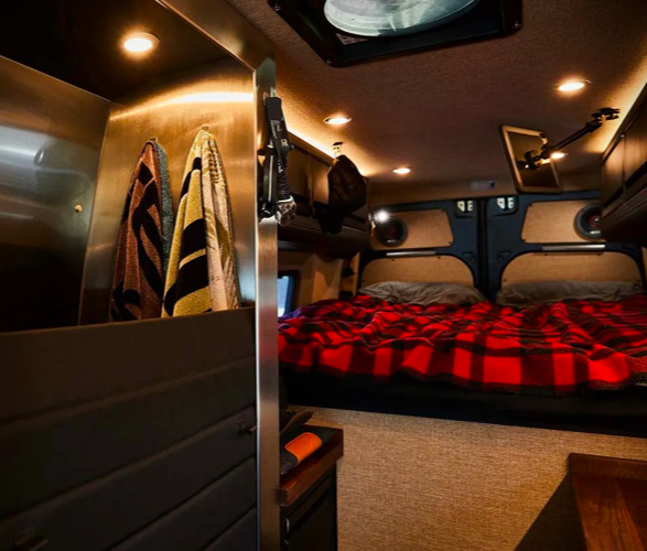bruce-banner-camper-8.jpg
