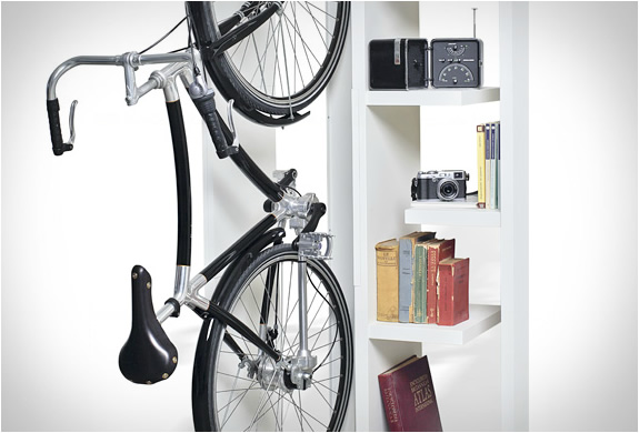 byografia-bookbike-bookcase-4.jpg | Image