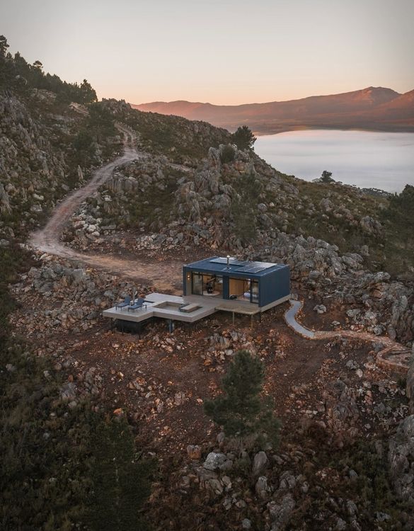 cabin-on-the-hill-10.jpg
