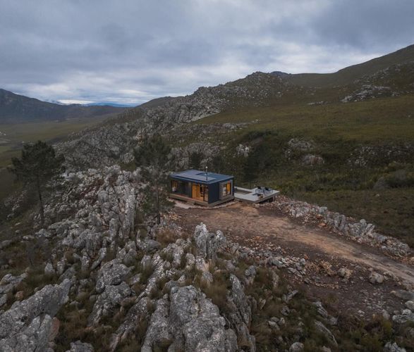 cabin-on-the-hill-2.jpg | Image
