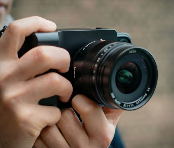 caira-ai-mirrorless-camera-7.jpg | Image