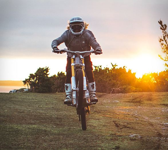 cake-electric-dirt-bike-13.jpg