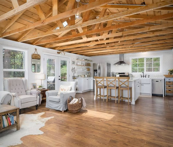 california-ranch-farmhouse-9.jpg