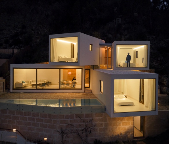 can-canyis-house-2.jpg | Image