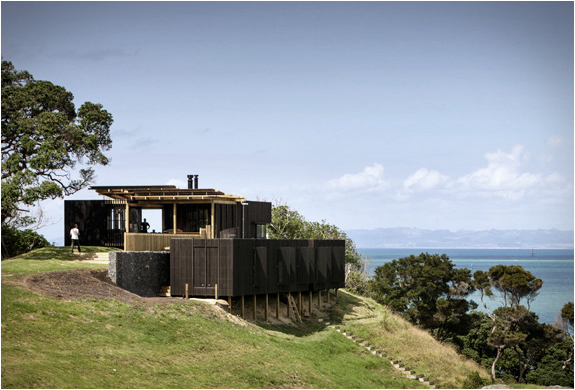 castle-rock-house-herbst-architects-9.jpg