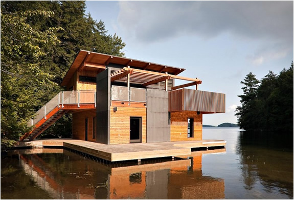 christopher-simmonds-muskoka-lakes-boathouse-2.jpg | Image