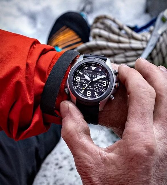 citizen-promaster-land-watch-7.jpg