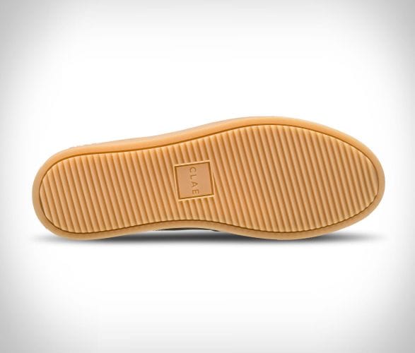 clae-bastian-sneaker-4.jpg | Image