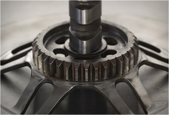 classified-moto-camshaft-lamp-5.jpg | Image