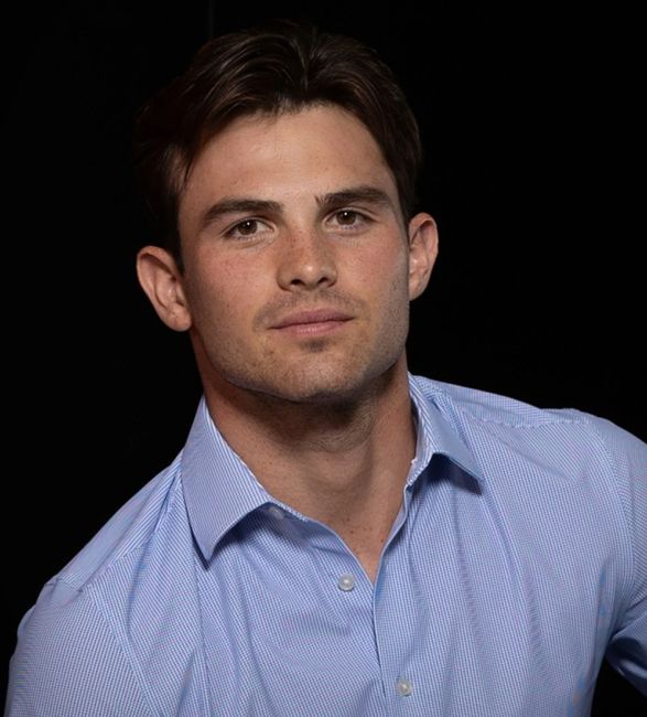 collars-&-co-apex-performance-dress-shirt-4.jpg | Image