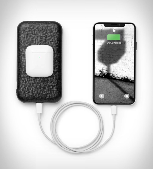 courant-wireless-charging-station-3.jpg | Image
