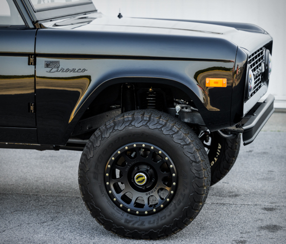 coyote-powered-1973-ford-bronco-10.jpeg