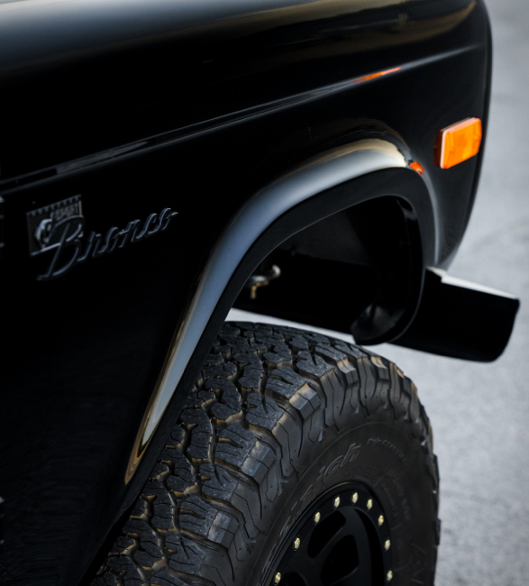 coyote-powered-1973-ford-bronco-12.jpeg