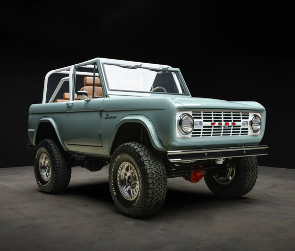 coyote-powered-1974-ford-bronco-10.jpeg