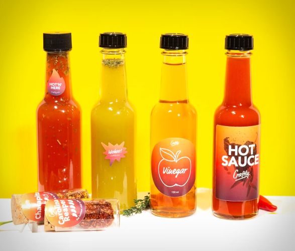 craftly-diy-hot-sauce-kit-3.jpg | Image