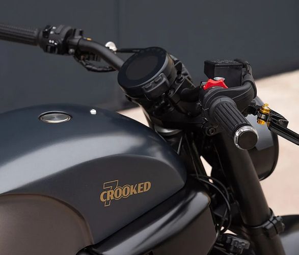 crooked-yamaha-xsr700-8.jpg | Image