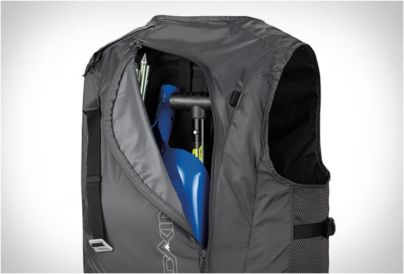 dakine-bc-vest-4.jpg | Image