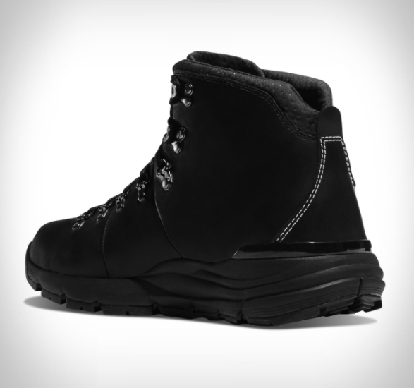 Danner Mountain 600 Carbon Black