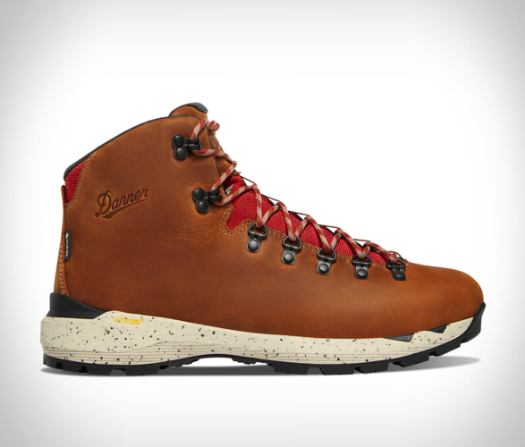 danner-mountain-600-evo-7.jpg