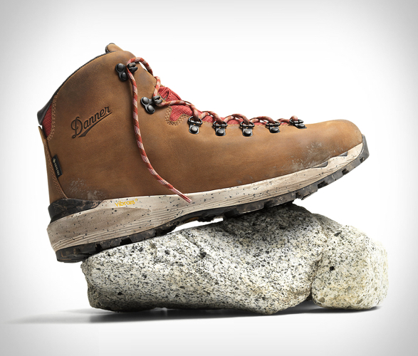 danner-mountain-600-evo-8.jpg