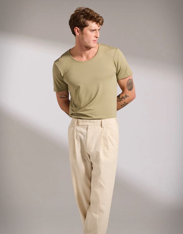 david-gandy-wellwear-linen-collection-8.jpg