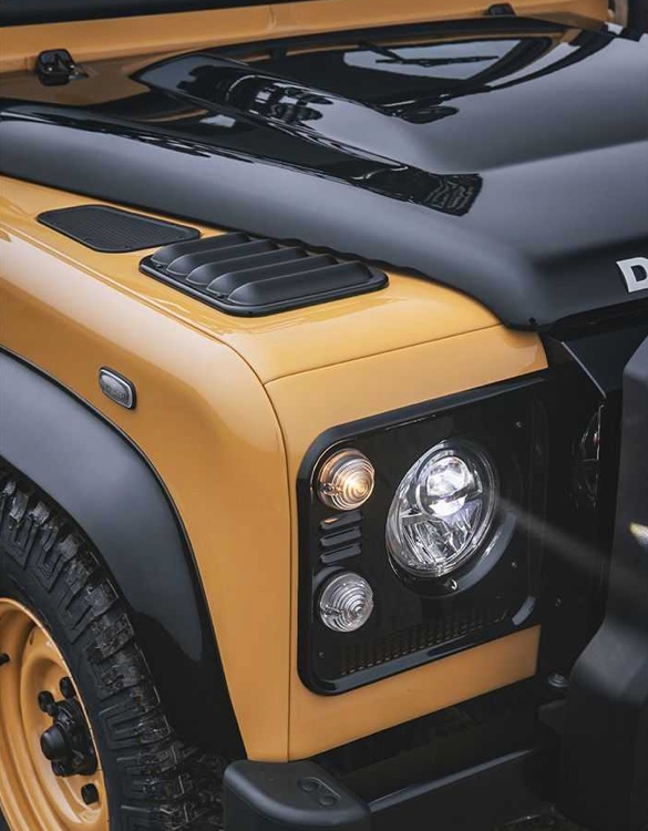 defender-works-v8-trophy-5b.jpg