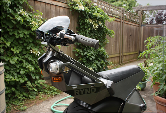 descricao_ryno_motors_scooter_3.jpg | Image