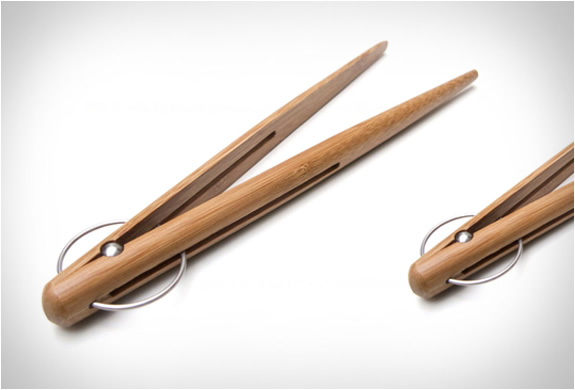 design-house-wooden-pick-up-tongs-3.jpg | Image