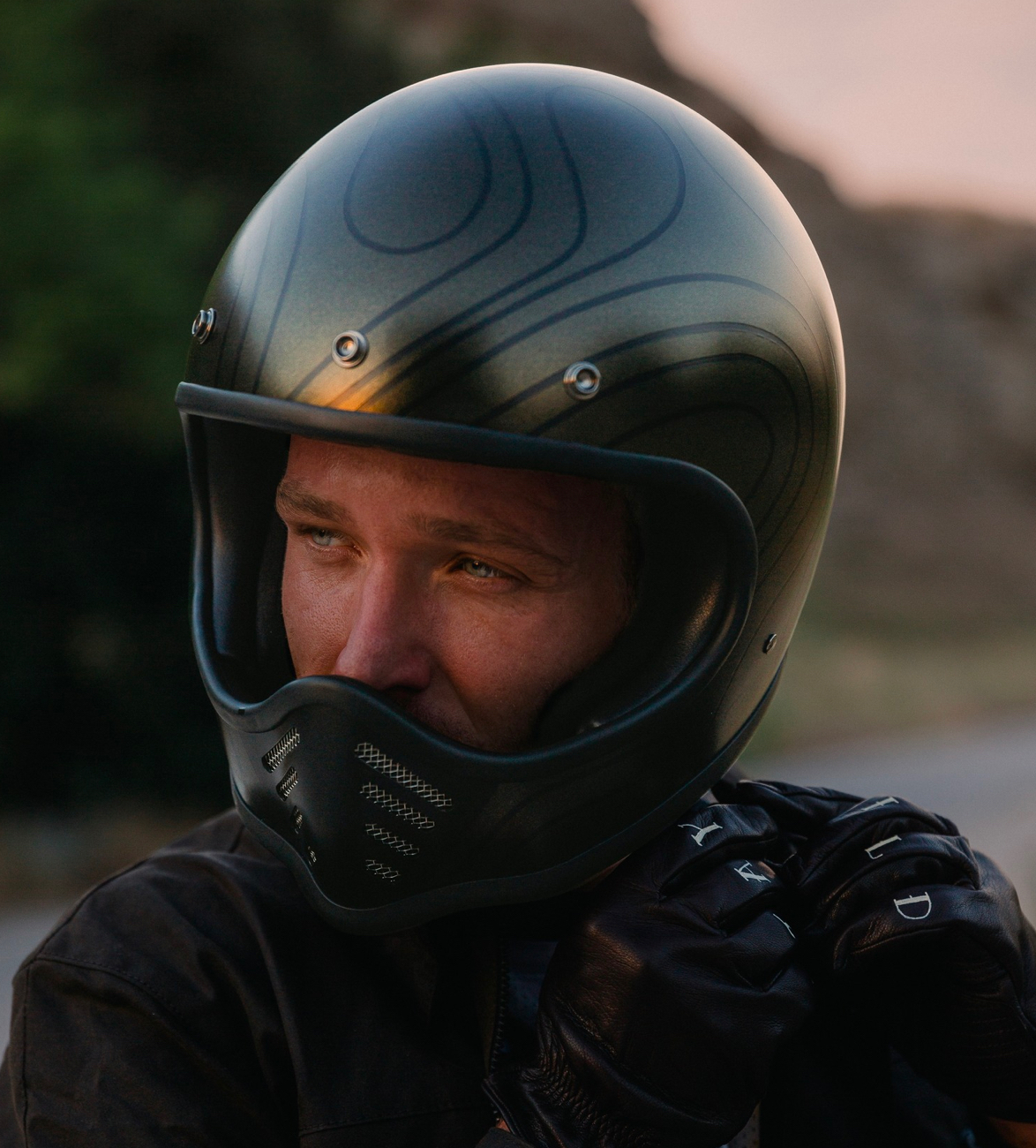 dmd-vintage-motorcycle-helmets-7.jpg