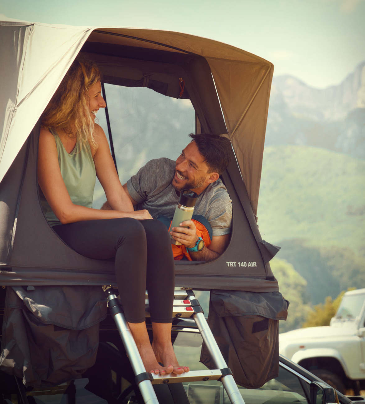 dometic-inflatable-rooftop-tent-6.jpg